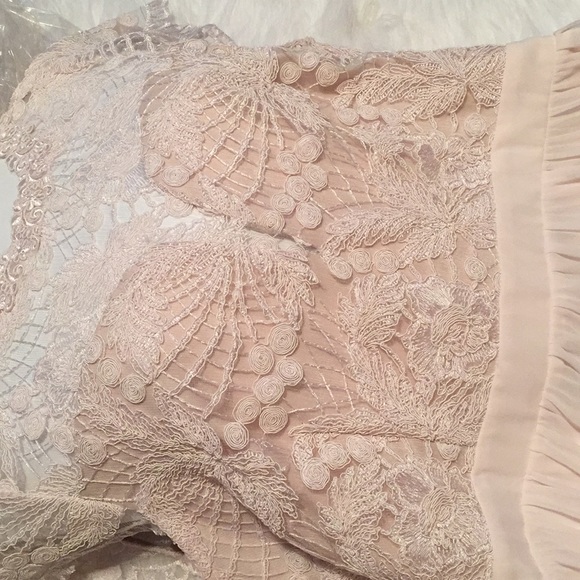 Maternity Embroidered Maxi Dress❤️ - Picture 4 of 8